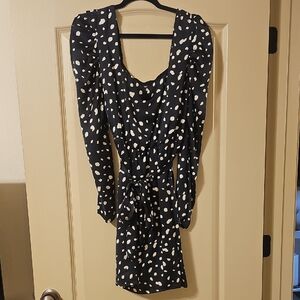 Sugarlips Black and White Patterned Long Sleeve Dress NWOT